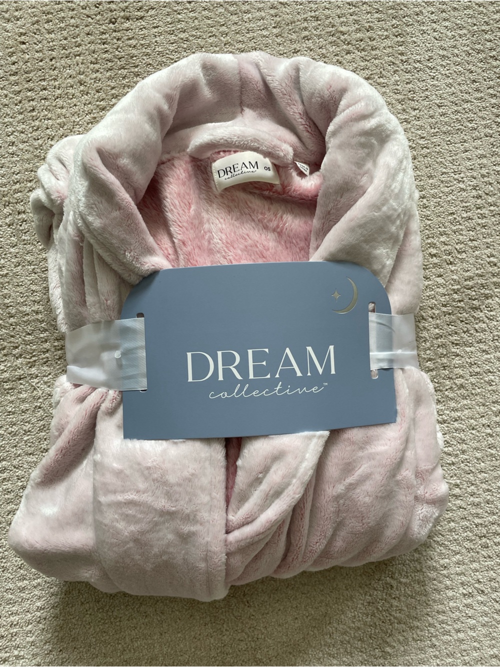 NWT Women’s Plush Pink Robe